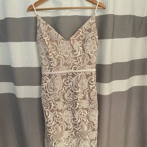 Size 6 David’s Bridal lace dress